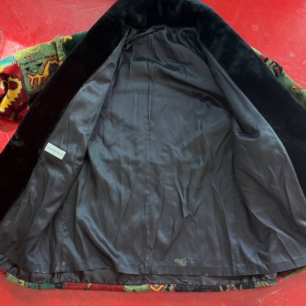 Vintage Tapestry Jacket with Black Collar - Picture 5 of 7